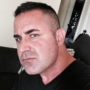 Meet your Posher, Leland